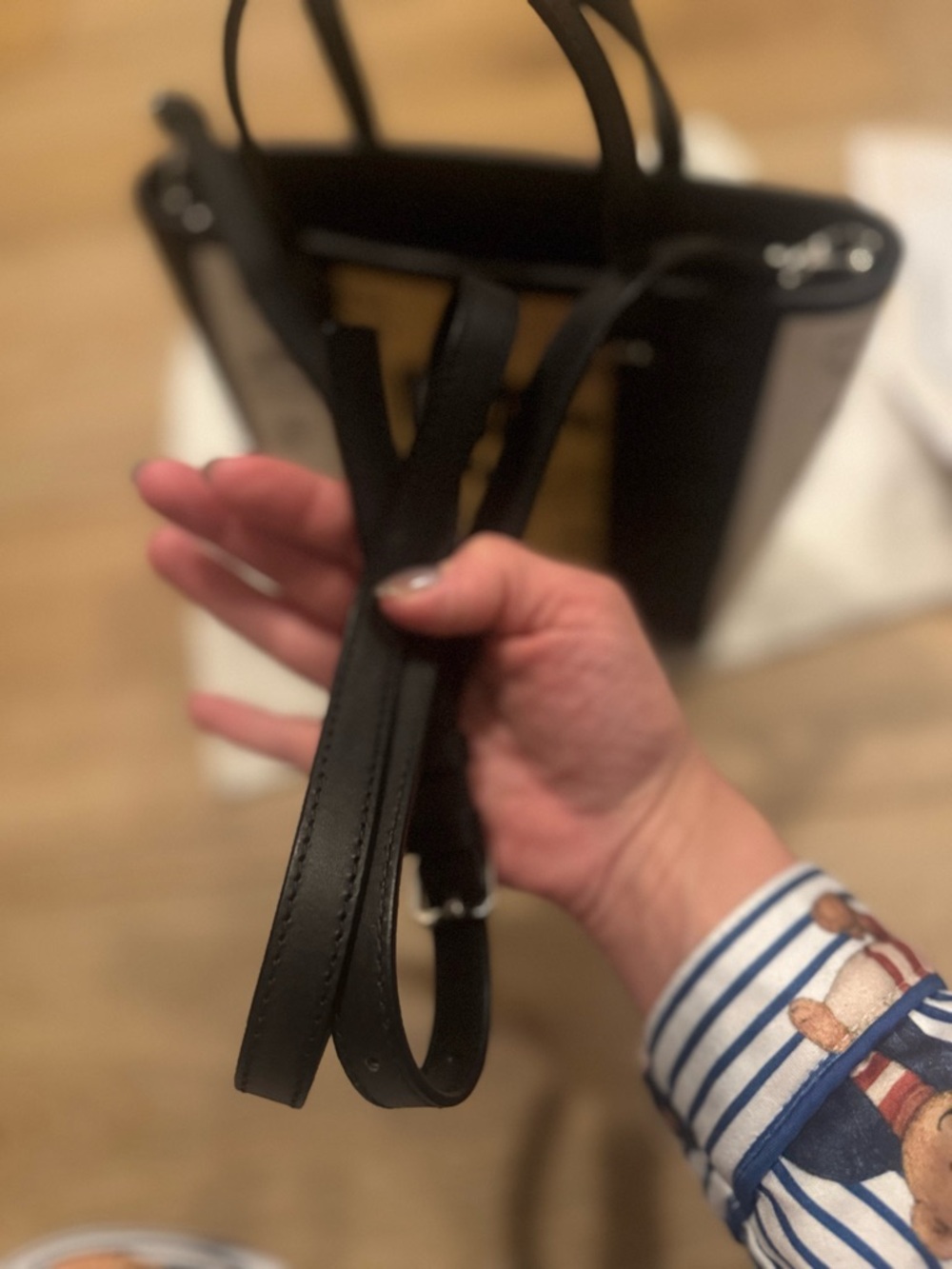 MCM Monochrome Logo Tote Bag - Picture 10 of 12